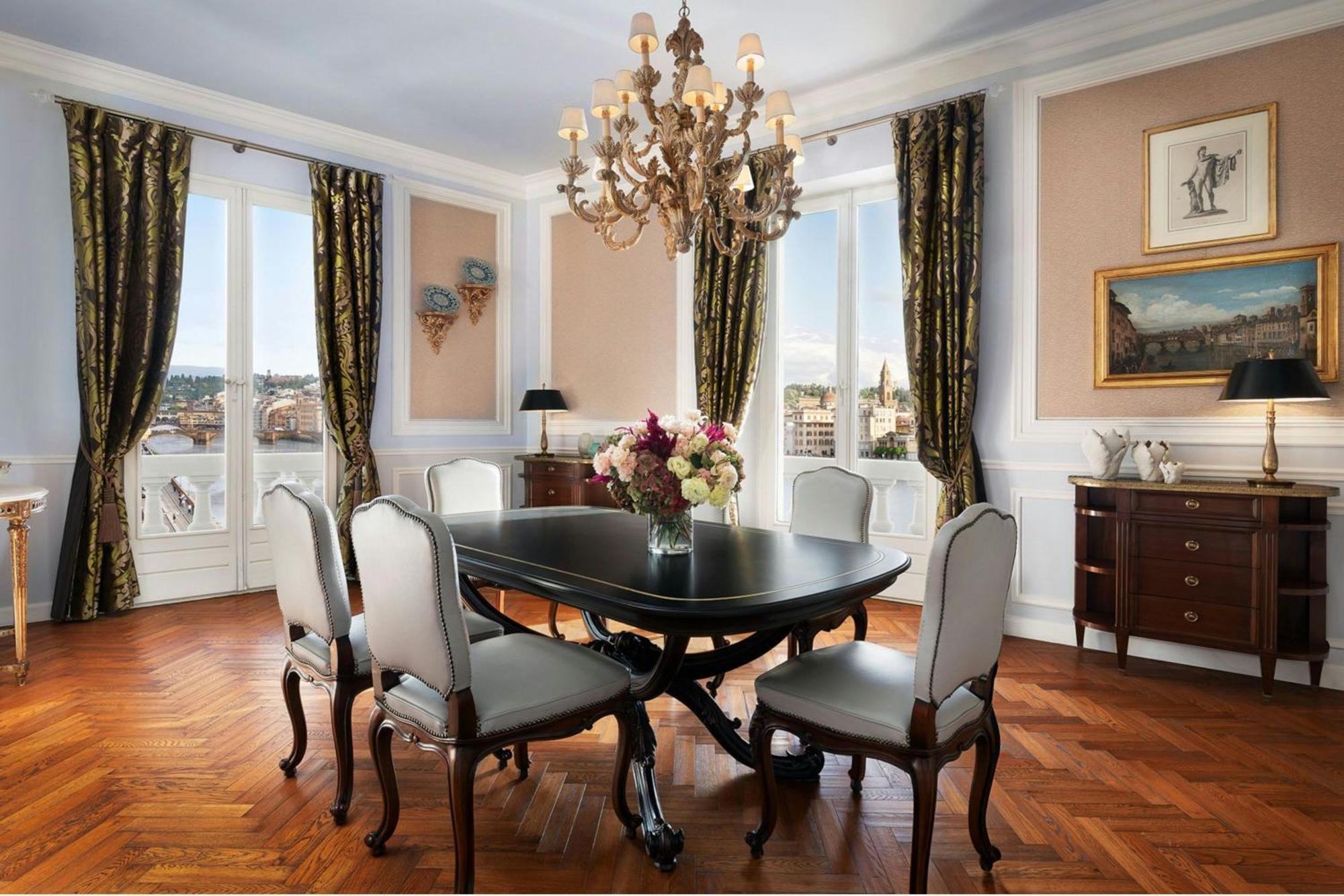 Presidential Suite 1 Bedroom Presidential Suite 1 King