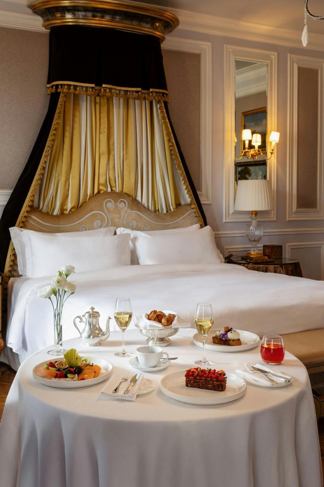Presidential Suite 1 Bedroom Presidential Suite 1 King