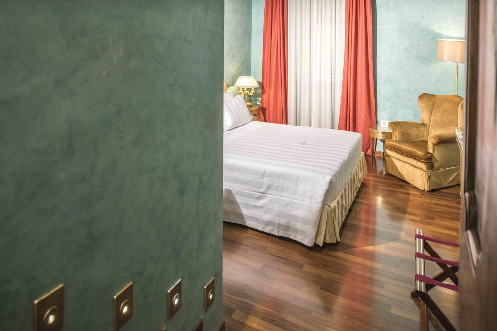 Deluxe Double Room Spa Bath Tower